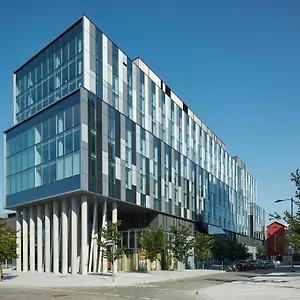 & Conference Centre - Downtown Apartment
